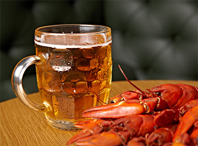 beer and crayfish