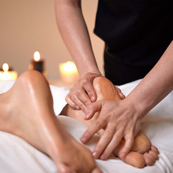 Banya Bathhouse Spa package Essential - massage