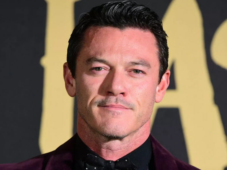 LUKE EVANS