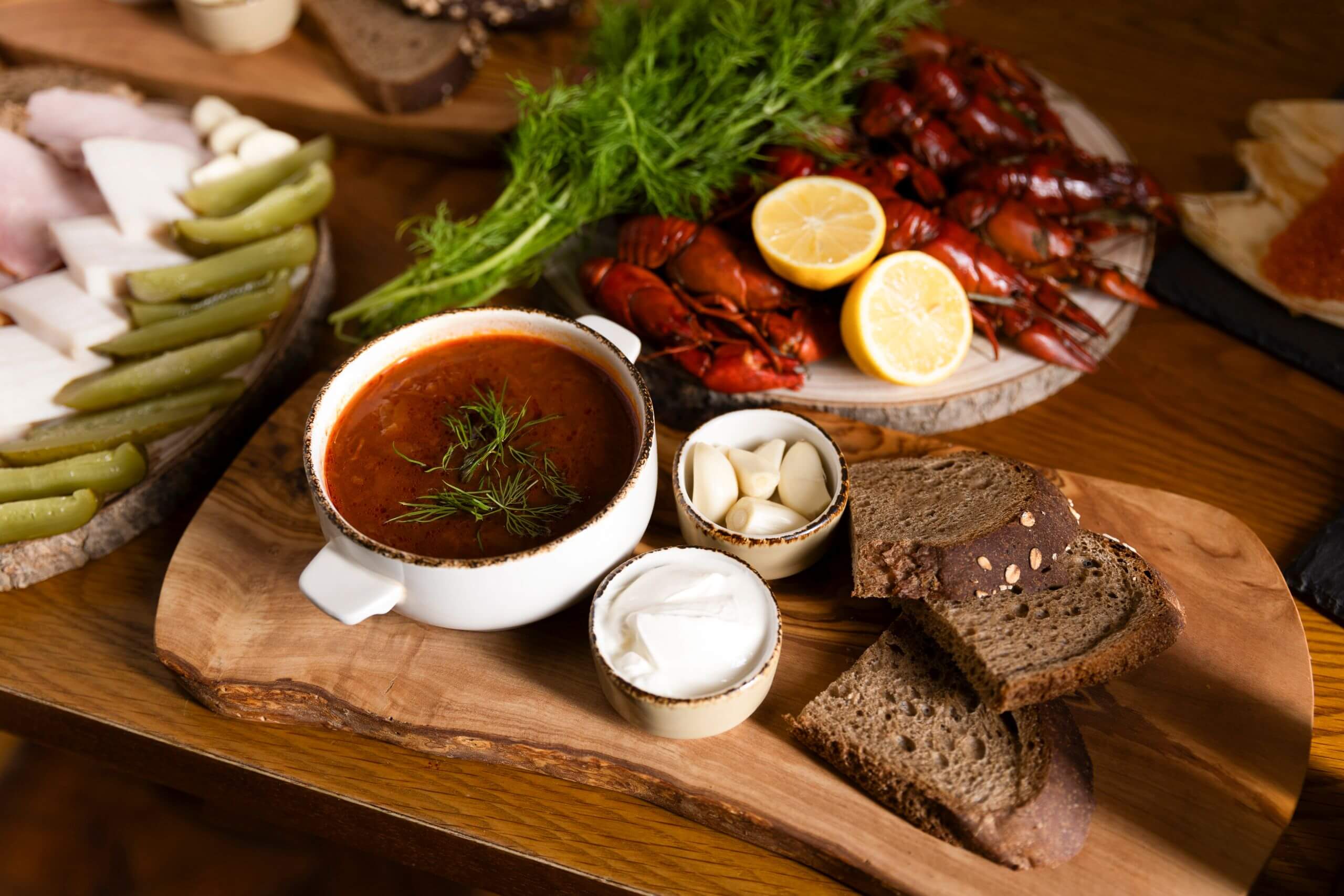 What to Drink and Eat After Sauna: Rehydration, Electrolytes and Recovery